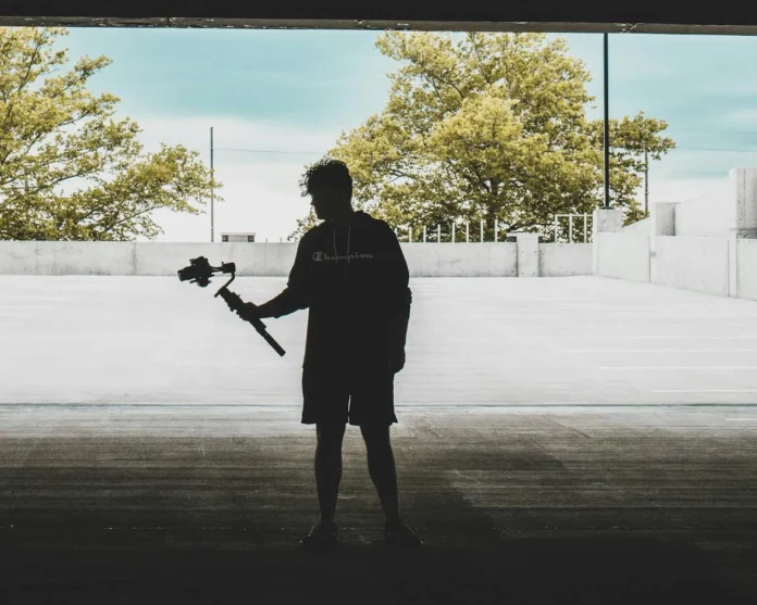 gimbal – jak wybrać i do czego się przyda w codziennym nagrywaniu